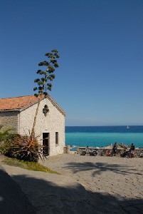 We are continually refining and adding to our portfolio of Nice Places to stay in Italy, so visit our site regularly to find somewhere just that little bit special. All our places to stay are presented with photos and descriptions taken and selected by us personally to give an impression as true to the reality as we can. All places are chosen by our team here in Italy for their combination of price, quality, charm and location. We work in partnership with family run hotels, guest houses and self-catering accommodations. This is NOT an unverified 'web portal' or online directory - we select only those places which we believe make excellent places to base a 1 week holiday or longer.
